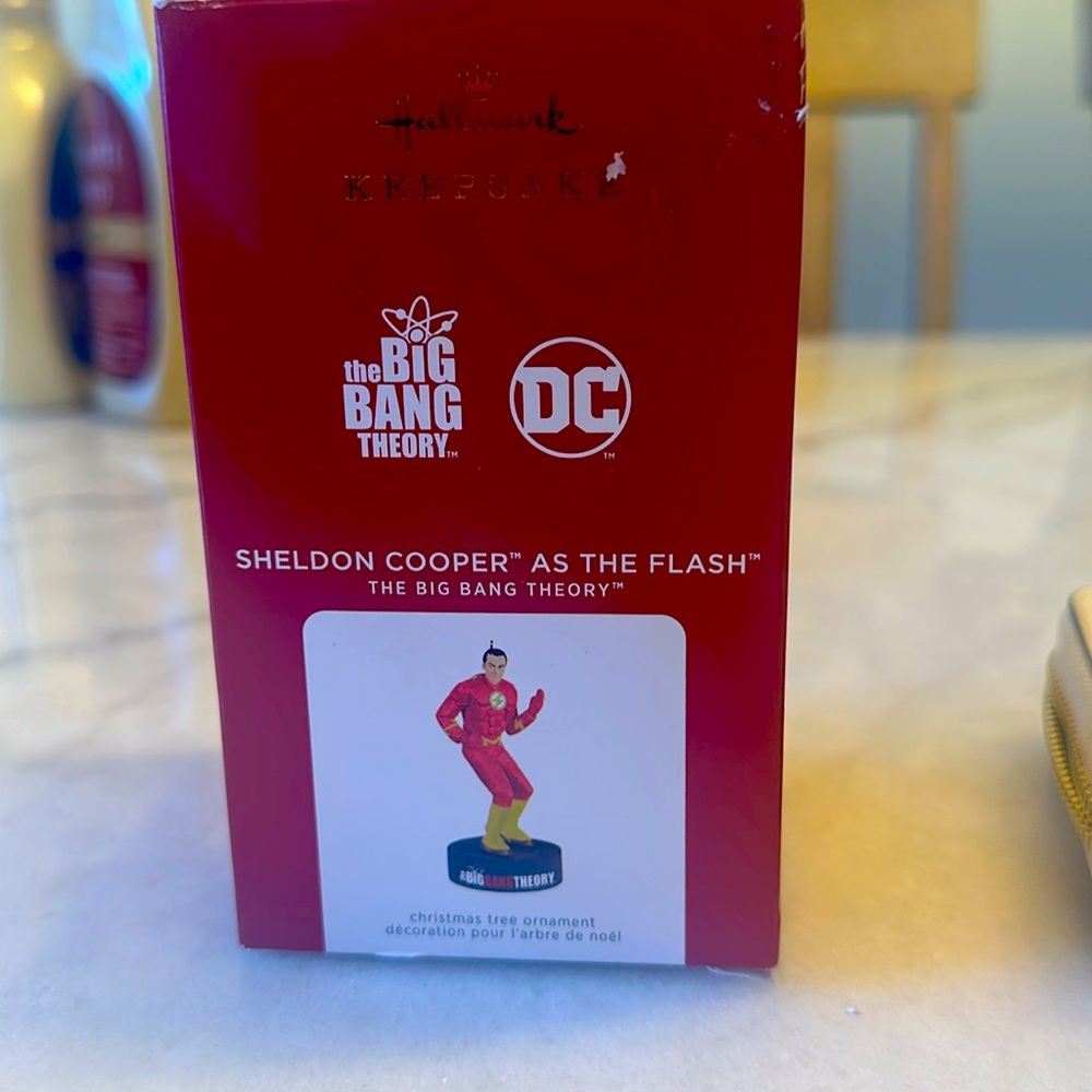NWOT Hallmark Big Bang Theory Ornament